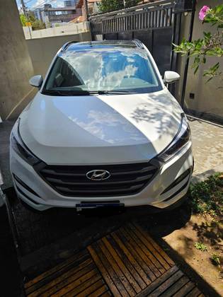 HYUNDAI TUCSON 1.6 16V T-GDI GASOLINA GLS ECOSHIFT HYUNDAI TUCSON 1.6 16V T-GDI GASOLINA GLS ECOSHIFT
